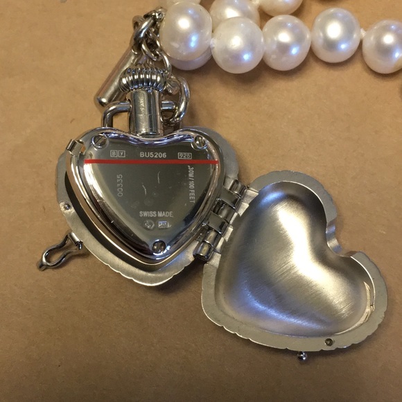 Burberry Pearl Watch with Mother of Pearl New 925 - Picture 6 of 8